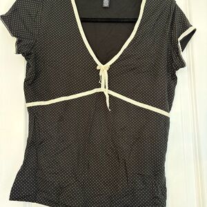 Banana Republic Women Small Polka Dot Deep V Stretch Tie Short Sleeve Top Black